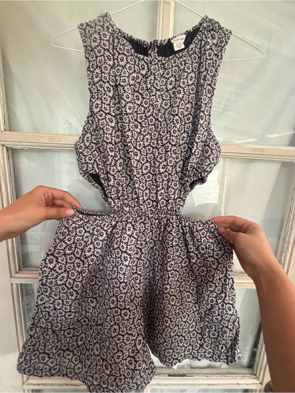 American Eagle outfitters Sleeveless Floral Print Romper in Black and White